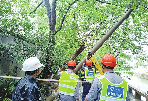台风“烟花”来势汹汹，江苏电信闻令而动，全