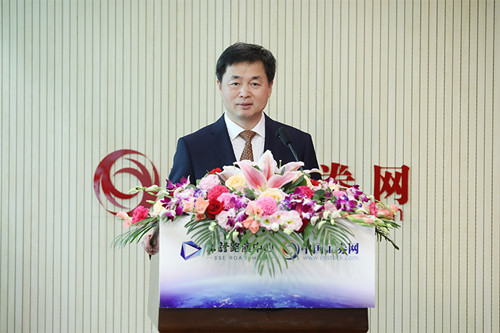 中国电信董事长柯瑞文：首次公开发行A股网上投