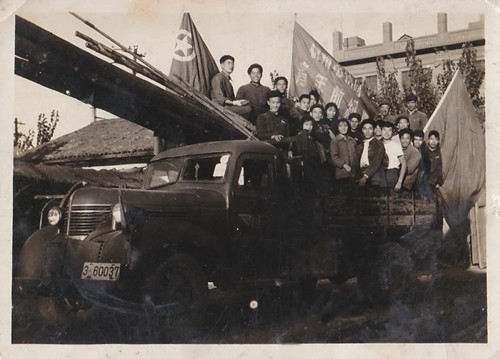 这张1958年的照片，背后的故事太飒了！