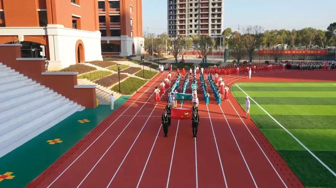 中国电信5G定制网 落地校园赋能智慧场景！